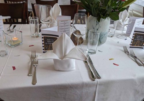 Restaurant 4er Tisch